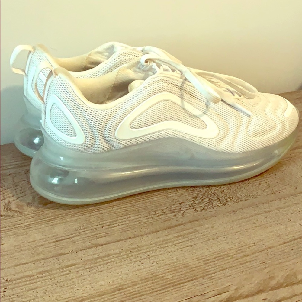 Nike 720
